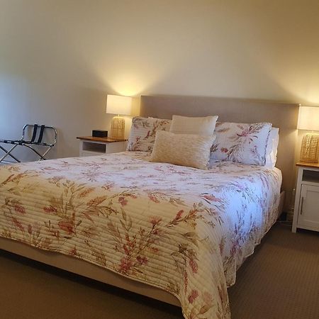 The Lancefield Lodge Lance Field エクステリア 写真