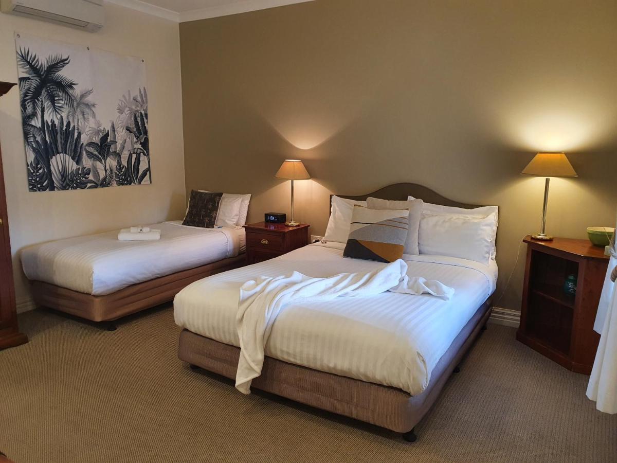The Lancefield Lodge Lance Field エクステリア 写真