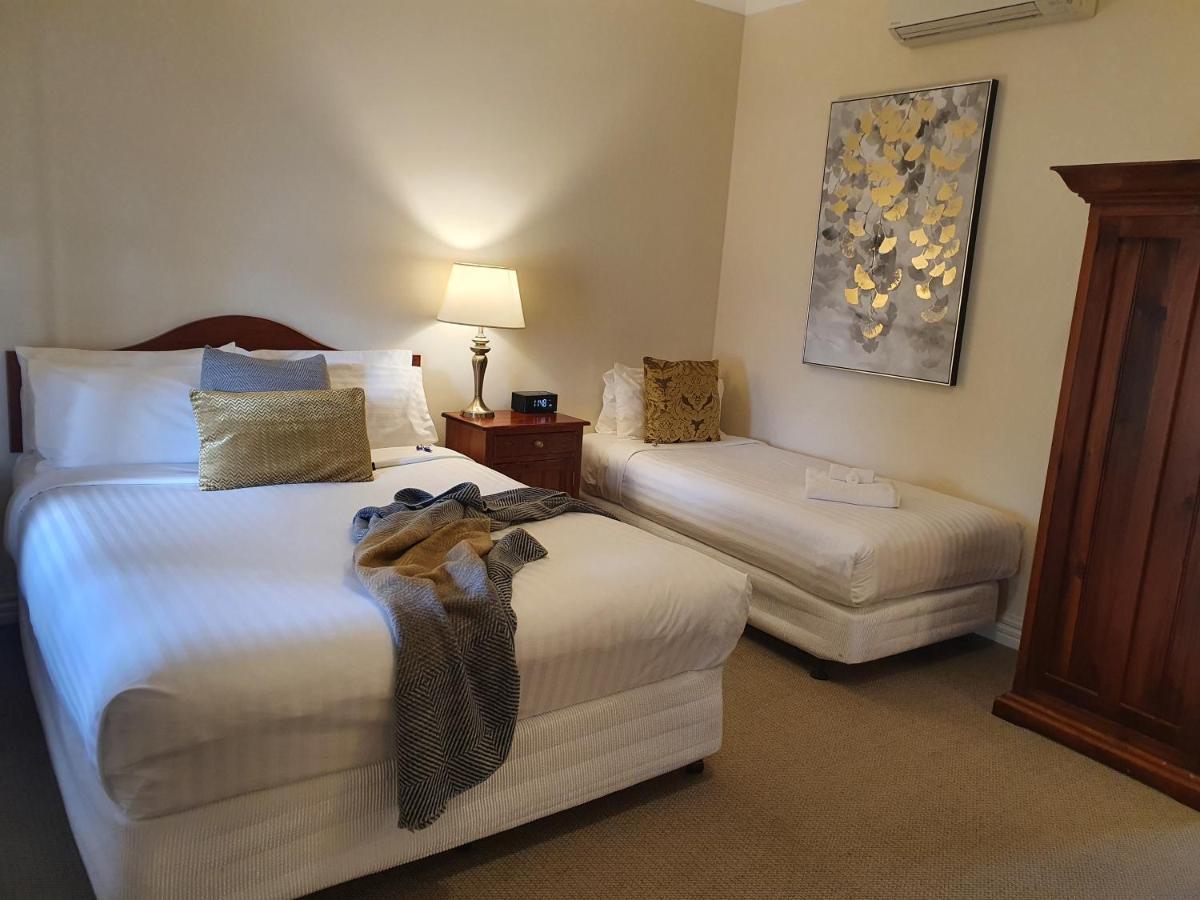 The Lancefield Lodge Lance Field エクステリア 写真