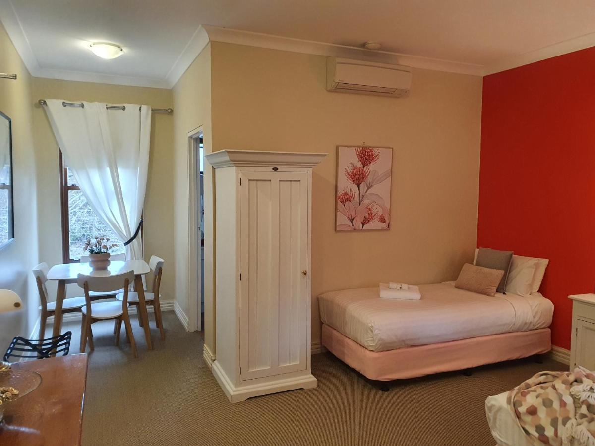The Lancefield Lodge Lance Field エクステリア 写真